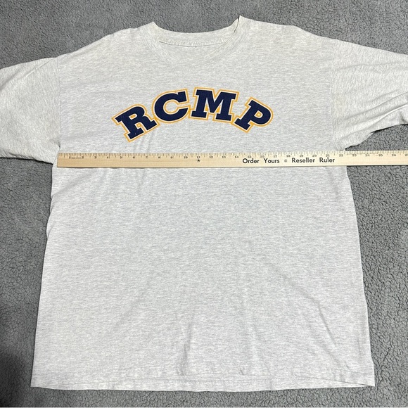 Vintage RCMP Graphic Tee Unisex Heather Gray Canada Police T-Shirt - Picture 3 of 4